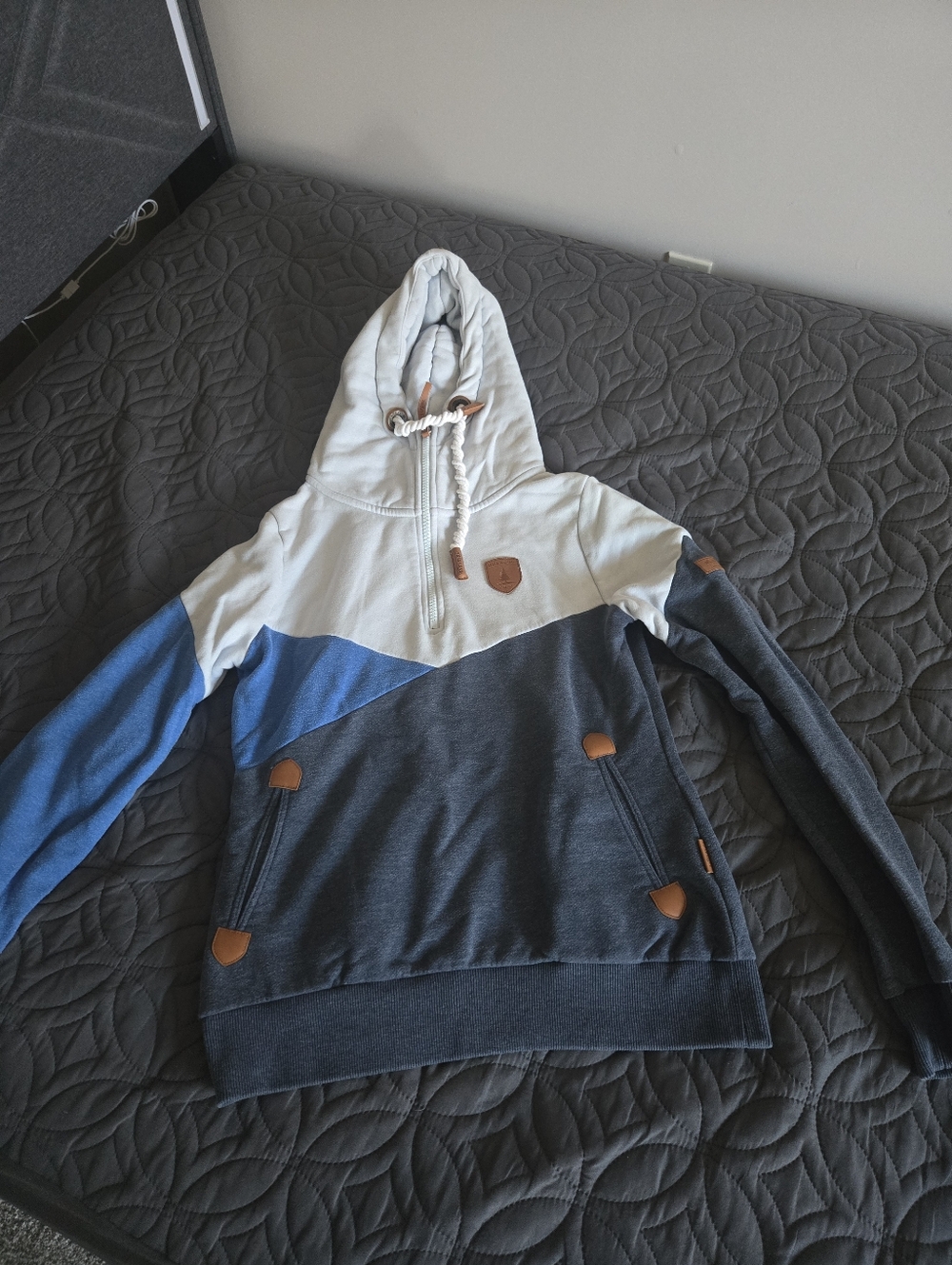 Wanakome Sweatshirt